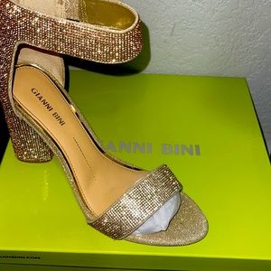 Gianni Bini heels!